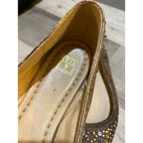 Frye Carson Studded Distressed Leather Ballet Flats, Size 7.5, MSRP $158 - Picture 2 of 8